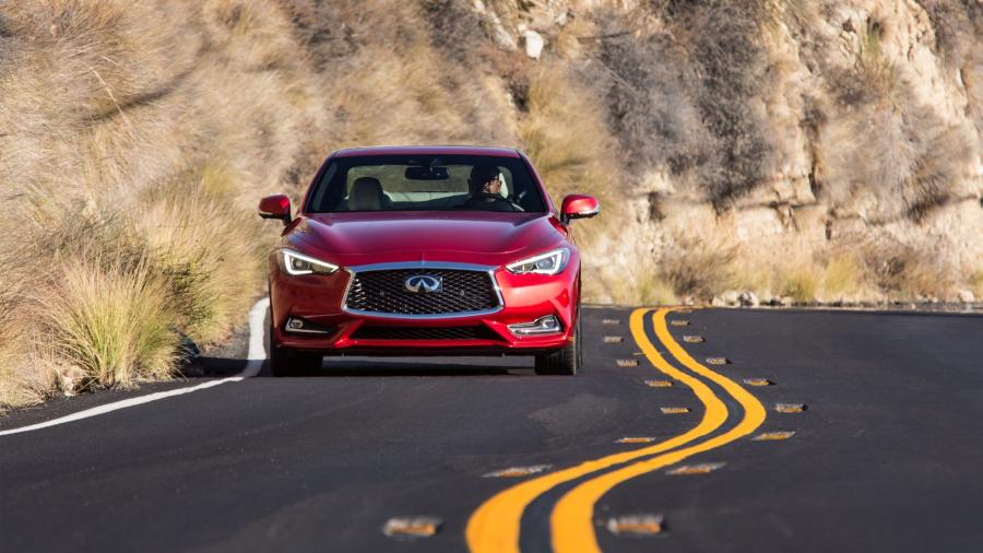  Infiniti Q60 Red Sport 400 AWD 2016 года  (фото 41 из 42)